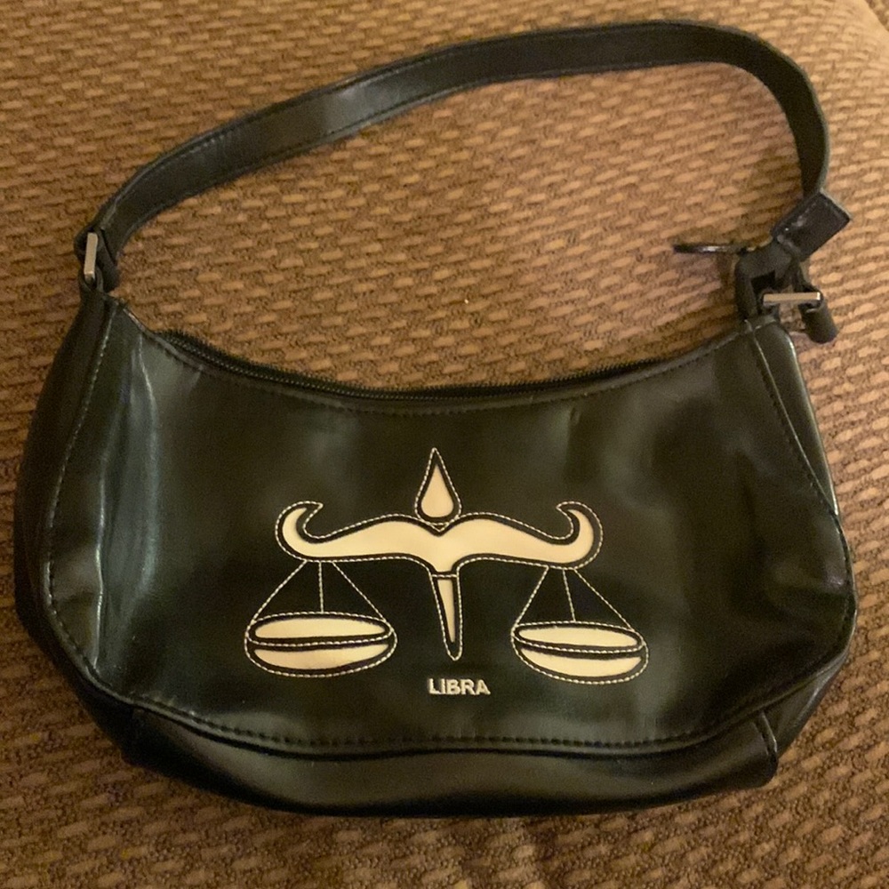 Libra mini purse